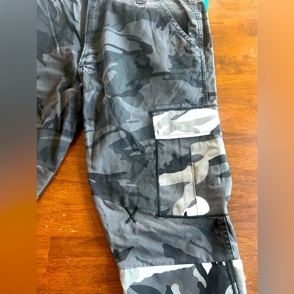 Kenya custom made Military Camouflage Pant - Picture 7 of 11